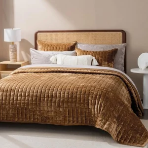 Velvet Quilt King Size, Luxury Velvet Bedding Set,Lightweight Comforter Set, Velvets Bedspread Coverlet with 2 Pillow,Gold
